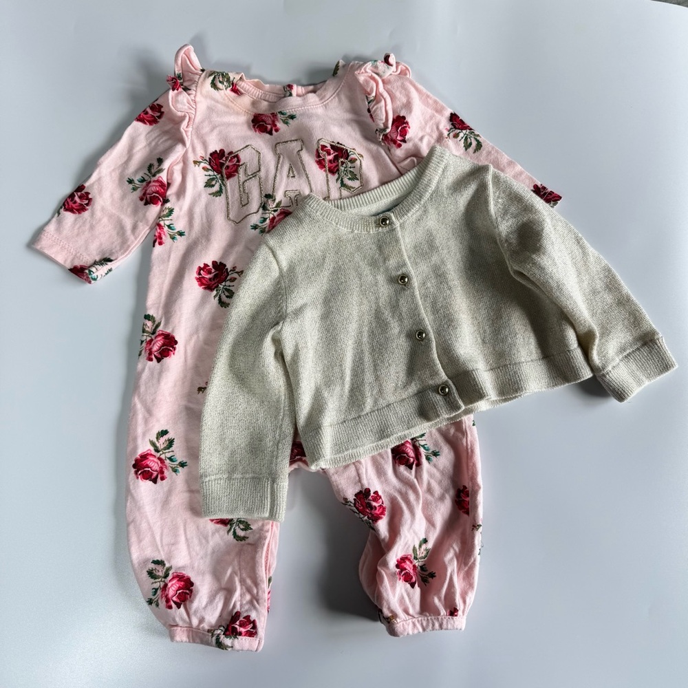 BabyGap Newborn Baby Girl Outfit Pink Floral One Piece Gold Cardigan Sweater